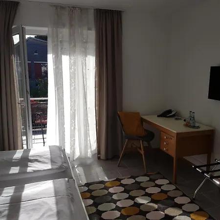 Kamps Hotel 3*